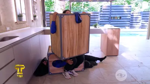 El equipo Tino termina con la penitencia de pasar la noche en cajones