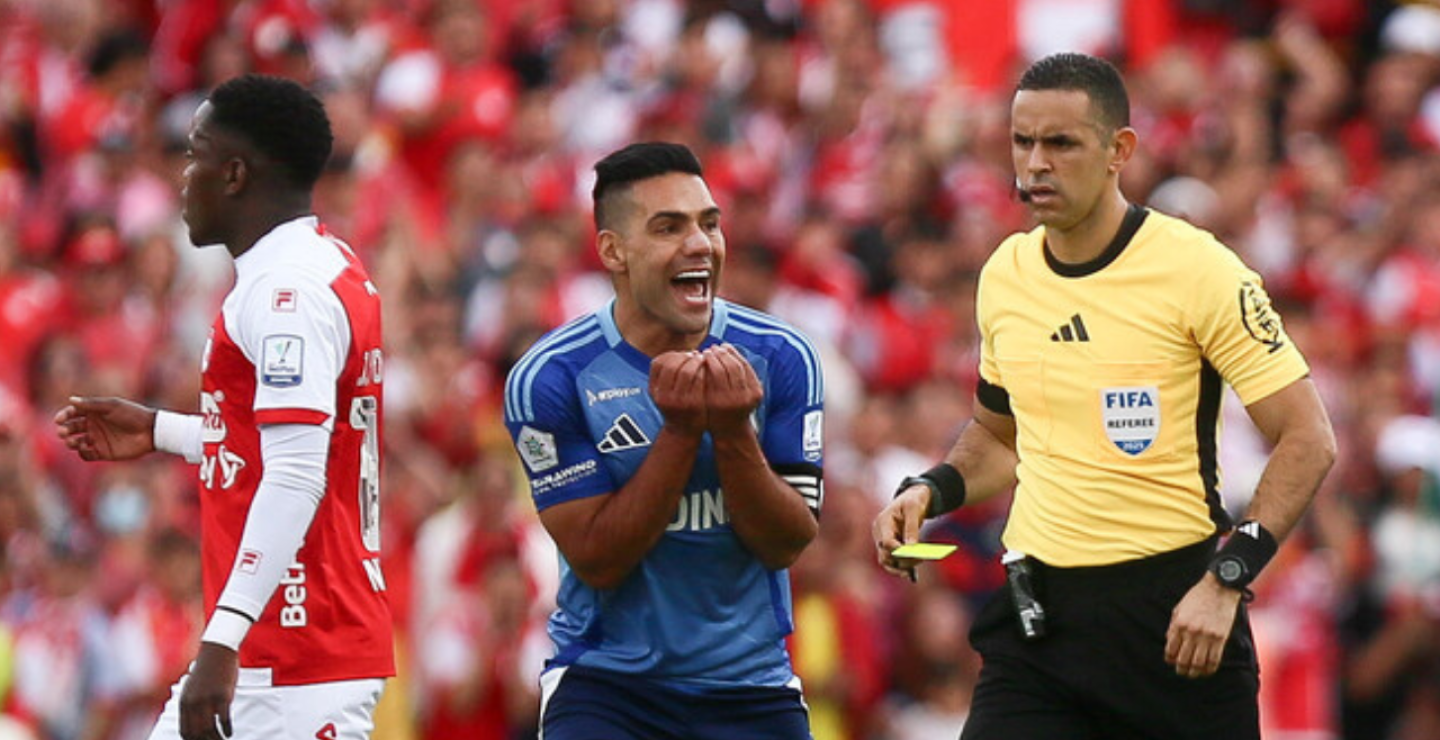 Carlos Ortega en duelo entre Millonarios y Santa Fe, por Liga.