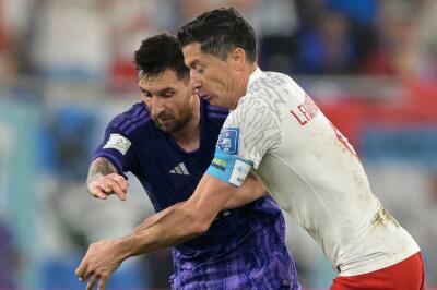 Lionel Messi y Robert Lewandowski, se enfrentaron en el Mundial de Qatar 2022 Lionel Messi y Robert Lewandowski, se enfrentaron en el Mundial de Qatar 2022