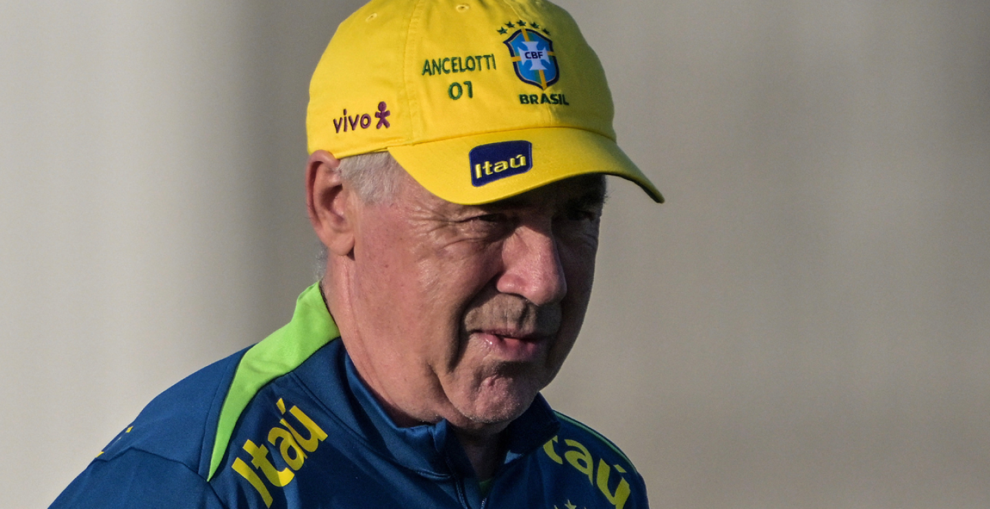 Carlo Ancelotti, nuevo director técnico de la Selección Brasil, en su primera sesión de entrenamiento