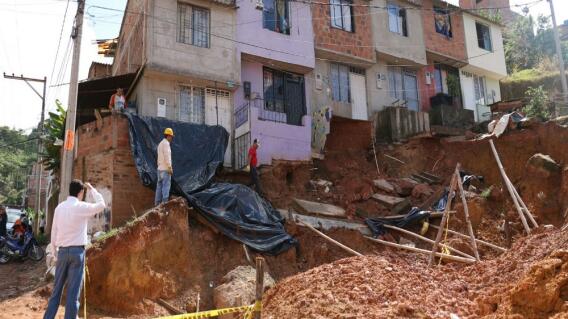 297450_Emergencia en barrio Juan Pablo II / foto: Alcaldía de Bucaramanga