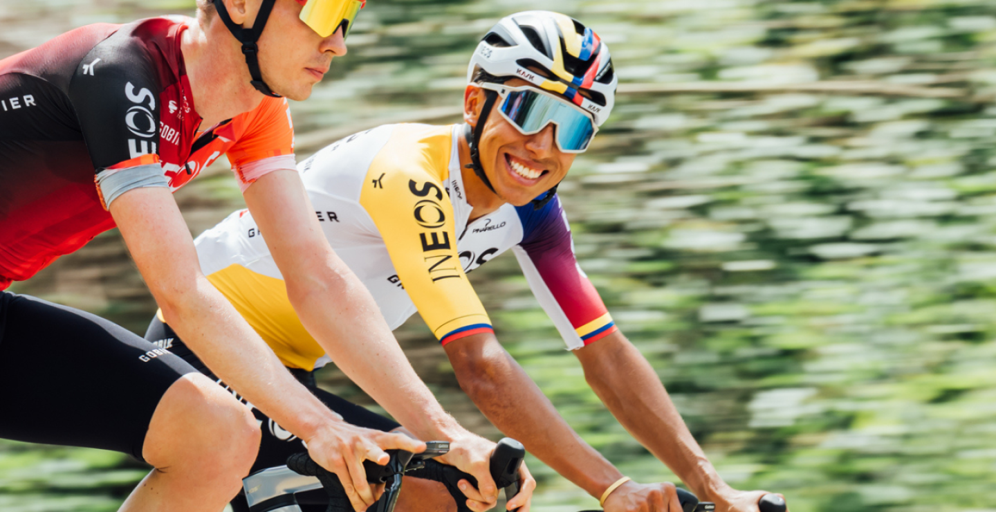 Egan Bernal, corredor colombiano del INEOS Grenadiers, en la etapa 16 del Giro de Italia 2025