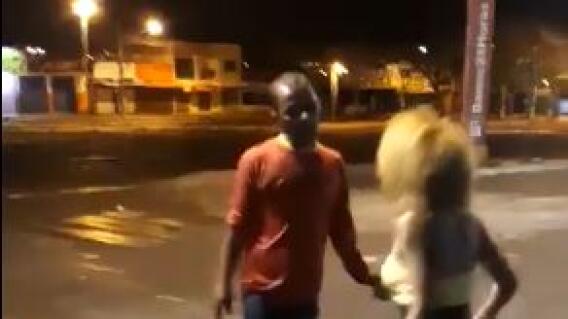 Hombre termina noqueado en Brasil
