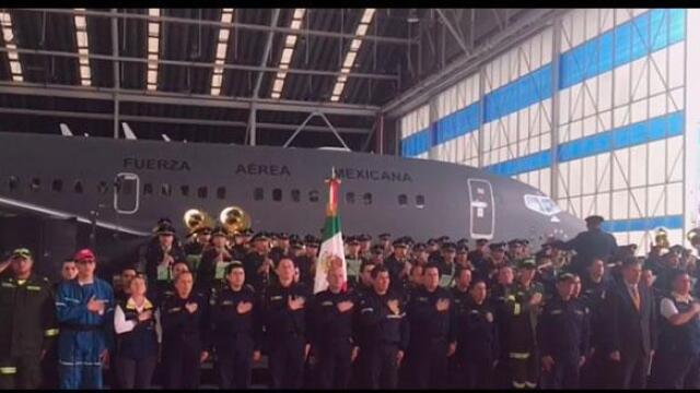 Socorristas colombianos fueron despedidos como héroes en México