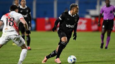 Jordan Barrera en Nacional Potosí vs. Botafogo por ronda clasificatoria de Copa Libertadores. 