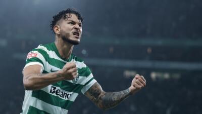 Luis Javier Suárez, delantero samario del Sporting Lisboa.