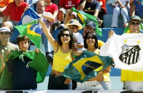 281525_hinchasdebrasil120618afp_e.jpg
