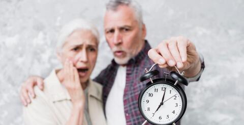 Revelan a que hora se debe despertar un pensionado