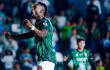 Diber Cambindo celebra sus dos goles con León en la Liga MX.