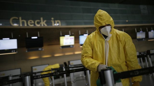 Costos para volver al país deben ser asumidos por repatriados: Migración Colombia