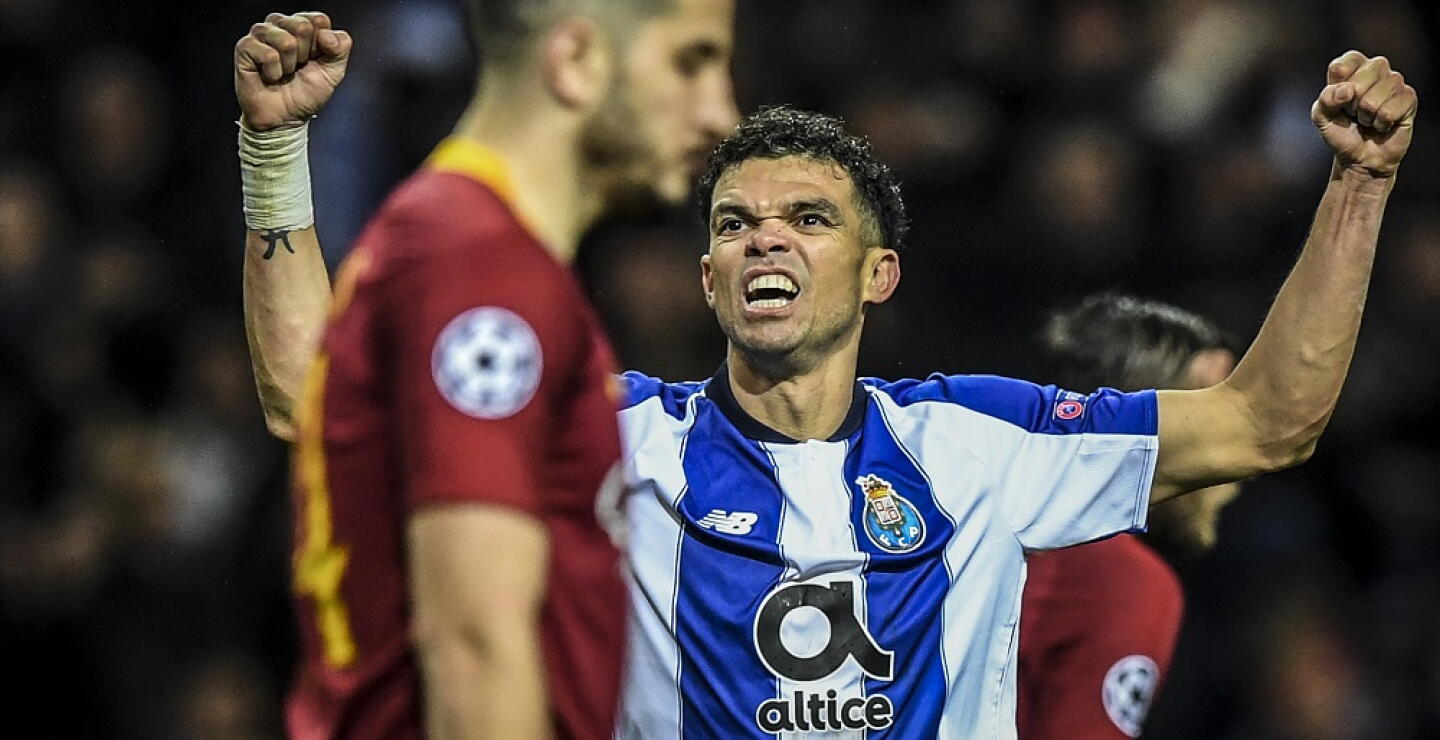 329251_BLU Radio, Pepe FC Porto / Foto: AFP