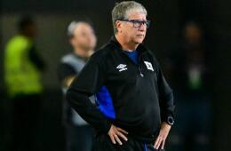 Hernán Darío 'Bolillo' Gómez, DT de la Selección El Salvador.