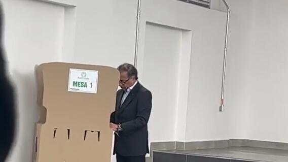 Presidente Gustavo Petro Presidente Gustavo Petro