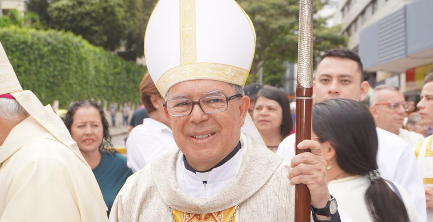 Monseñor Luis Augusto Campos Flórez nuevo arzobispo de Bucaramanga.jpg