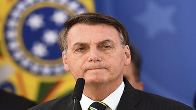 Bolsonaro afirmó que “no hace milagros”, mientras Brasil supera las 5 mil muertes por COVID-19 