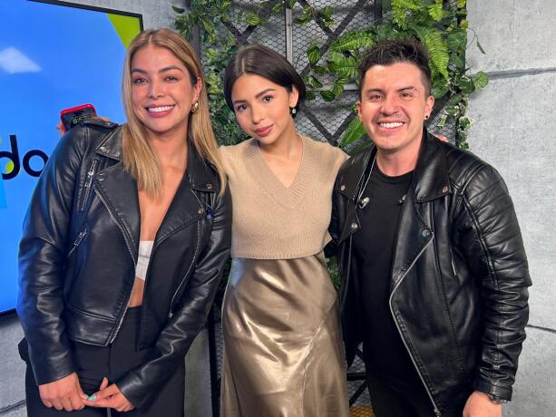 Ángela Aguilar en Kallejiando Ángela Aguilar en Kallejiando