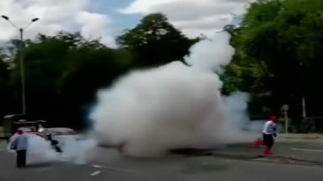 Universitarios lamentan la muerte de encapuchado tras explosión a las afueras de la U. de Antioquia