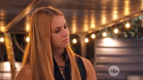 Karoline y Darlyn definen quién será la capitana de Beta.