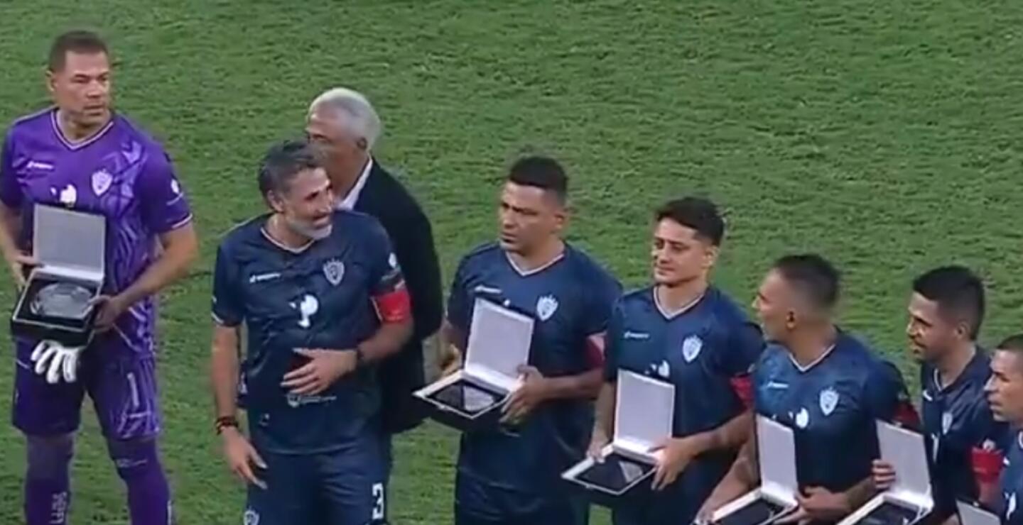 Algunos integrantes de la Selección Colombia, campeona de la Copa América 2001.