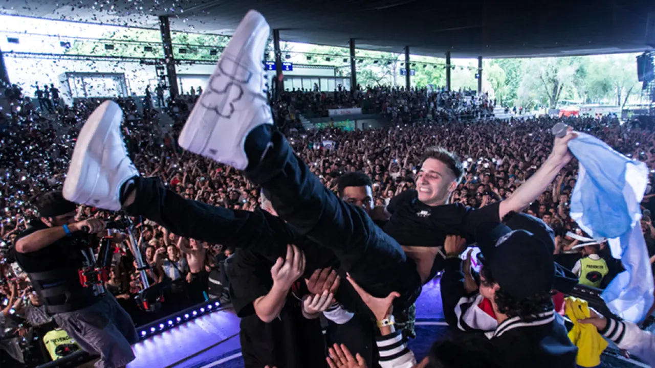 Wos, el rapero argentino fue el campeón internacional del Red Bull ...