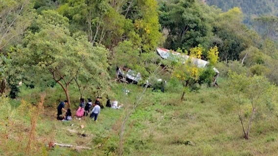Diez heridos entre ellos niños en Tona, Santander: Bus se quedó sin frenos
