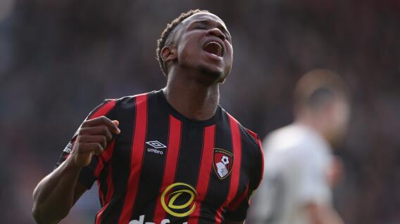 Luis Sinisterra en duelo con el Bournemouth, por Premier League. Luis Sinisterra en duelo con el Bournemouth, por Premier League.