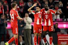 Luis Díaz en partido con Bayern Múnich.