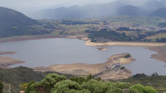 Embalse de San Rafael que pertenece a la región Bogotá-Cundinamarca. 
