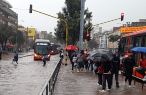 Caos en las calles de Bogotá por lluvias