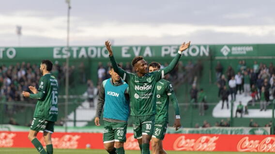  Jhon Rentería, jugador de Sarmiento de Junín.