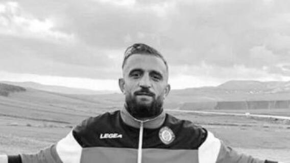 Nizar Issaoui, el futbolista que murió al prenderse fuego luego de ser acusado de terrorismo  Nizar Issaoui, el futbolista que murió al prenderse fuego luego de ser acusado de terrorismo