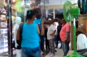 333193_Blu Radio/ Discusión en el centro de Barranquilla. Foto: Tomada de video