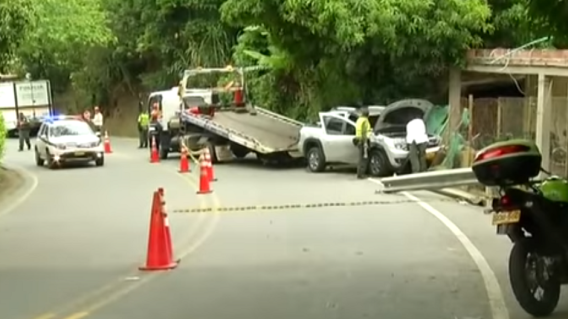 330993_BLU Radio. Lugar de fatal accidente en Titiribí en el que murieron 4 personas / Foto: Captura de video