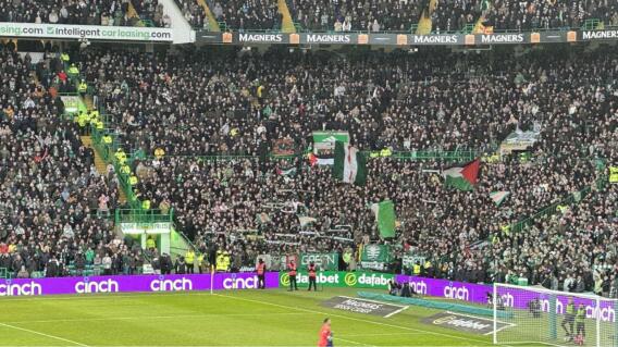Hinchas Celtic vs Rangers