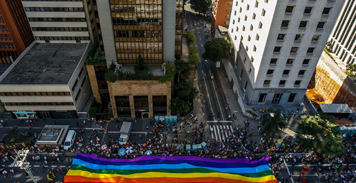 stonewall-lgbti.jpg