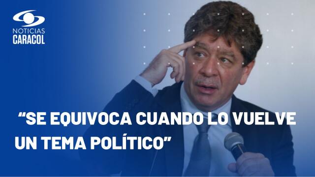 Bruce Mac Master responde a ministro de Salud: su actitud “es un poco destemplada” Bruce Mac Master responde a ministro de Salud: su actitud “es un poco destemplada”