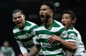 Luis Javier Suárez es gran figura en Sporting Lisboa.