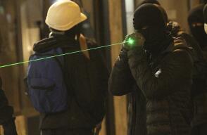 140087_Apuntador láser - Foto: AFP