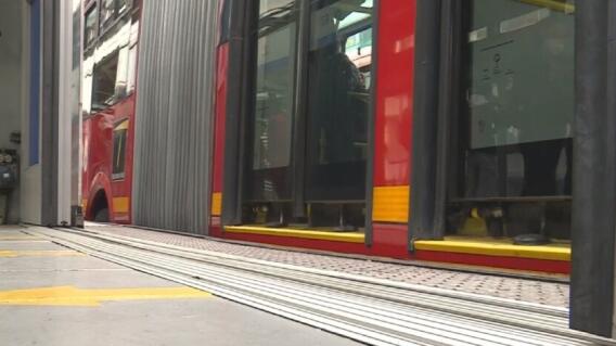 En redes sociales, internautas publicaron imágenes del accidente cerca a la estación de Transmilenio Quiroga En redes sociales, internautas publicaron imágenes del accidente cerca a la estación de Transmilenio Quiroga