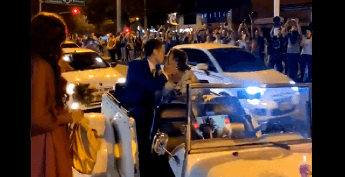 pareja_de_recien_casados.png