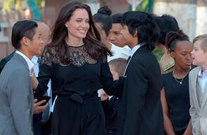205254_angelina-jolie-hijos1.jpg