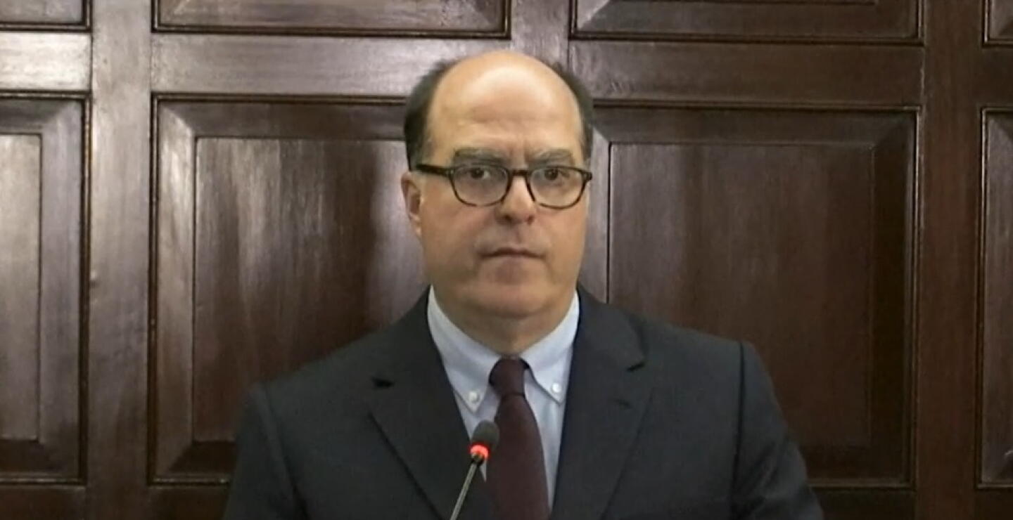 Julio Borges dice que el gobierno interino de Guaidó en Venezuela debe "desaparecer"