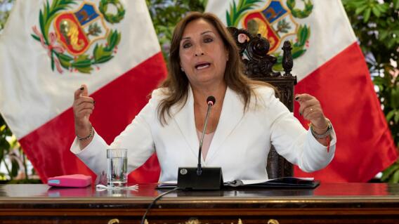 Dina Boluarte dice que su "renuncia no está en juego" en caso que se rechace adelanto de elecciones Dina Boluarte dice que su "renuncia no está en juego" en caso que se rechace adelanto de elecciones