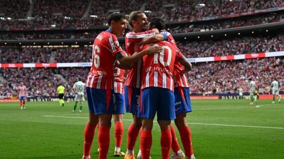 Atlético de Madrid dio a conocer una nueva camiseta para la próxima temporada. 