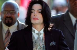 209077_michaeljackson.jpg
