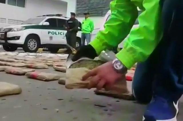 El colmo: encontraron 400.000 dosis de marihuana en una ruta escolar