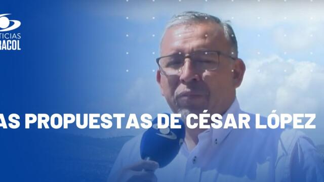 César López, candidato a la Alcaldía de Tunja, en la Plaza Caracol César López, candidato a la Alcaldía de Tunja, en la Plaza Caracol
