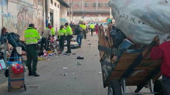352357_BLU Radio. Operativo de la policía en el barrio María Paz, Kennedy / Foto: Twitter Policía de Bogotá 352357_BLU Radio. Operativo de la policía en el barrio María Paz, Kennedy / Foto: Twitter Policía de Bogotá