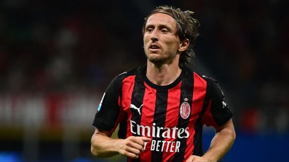 Luka Modric, en su debut por liga con el Milan Luka Modric, en su debut por liga con el Milan