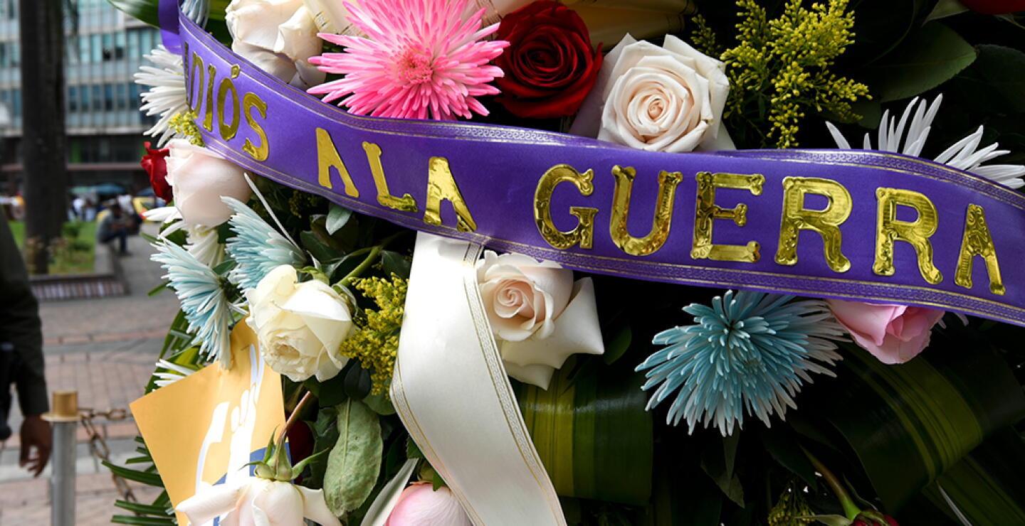 145528_“Q.E.P.D. la guerra en Colombia. 1964-2016” – Foto: AFP